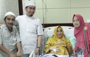 Gantengnya Bayi Kembar Ustaz Solmed, Netter Fokus Alis Tebal