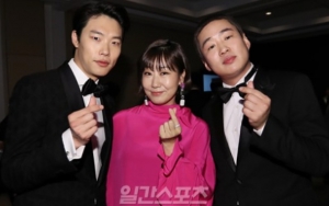 Serunya Cast 'Reply 1988' Hingga 'School 2017' Reunian di Baeksang 2018