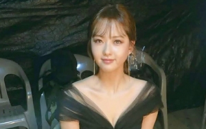 Go Ara Ceria Gandeng L - Sung Dong Il di Poster 'Miss Hammurabi'