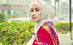 Ditemani Sultan Djorghi, Annisa Trihapsari Akur Bareng Ari Sigit di Pernikahan Sang Putri