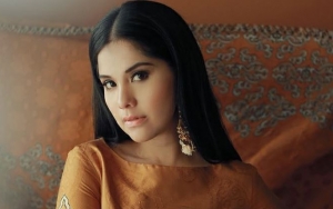Pamer Foto Hits Jadul, Annisa Pohan Bangga Jadi Generasi 90-an