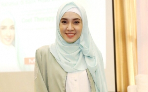 Jelang Ramadhan, Dhini Aminarti Ajak Bersihkan Masjid