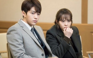 Bertemu Pertama Kali, Go Ara Ceria Sapa L di Still Cut 'Miss Hammurabi'