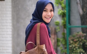 Foto Bersama Dian Pelangi, Zaskia Adya Mecca Malah Ingin Belajar Ini