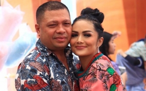 Unggah Foto Wisuda Azriel, Suami Krisdayanti Jelaskan Alasan Tak Hadir
