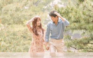 'About Time' Hadirkan Poster Mesra Lee Sung Kyung dan Lee Sang Yoon Versi Bergerak