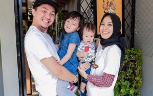 Anak Genap Berusia 1 Tahun, Ananda Omesh dan Istri Tulis Pesan Manis