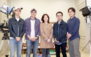 Bersama Lee Won Geun Cs, Lee Young Ae Serius di Sesi Baca Naskah Film 'Find Me'