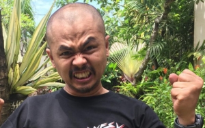 Wendi Cagur Ucapkan Selamat Puasa, Ketampanan Anak Bungsunya Bikin Salfok