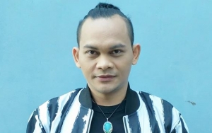 Jarang Dipamerkan, Wajah Cantik Istri Mbah Mijan Sukses Bikin Netter Terpesona