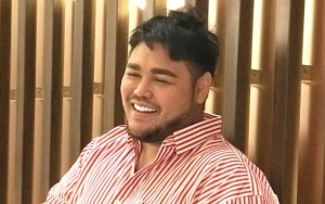 Syuting Masak Ala Chef, Ivan Gunawan Bikin Es Air Terjun