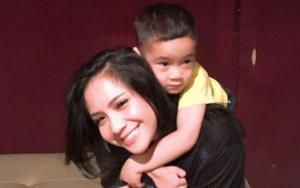 Nagita Makin Cantik Bersinar, Ayu Ting Ting Malah Diejek 'Seram' Gara-Gara Alis Terlalu Tebal