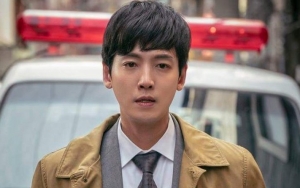 Tiba-Tiba Berada di 1988, Jung Kyung Ho Kebingungan di Teaser 'Life on Mars'