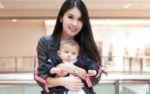 Curhat Soal Anak Kedua, Sandra Dewi Positif Hamil?