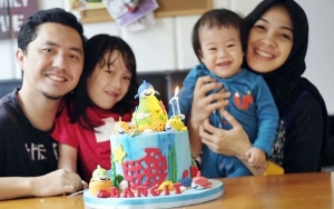 Meriah, Pesta Ultah Dua Anak Ananda Omesh Dihadiri 'Super Hero'