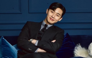 Pamer Foto 'Merem' Seksi, Park Seo Joon Sukses Bikin Fans Meleleh