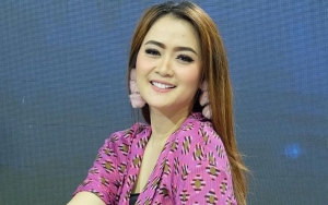 Vega Darwanti Diam-Diam Punya Fans Asal India, Netter Heboh