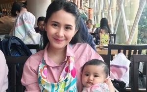 Pakai Hijab Saat Nongkrong Bareng Sahabat, Ryana Dea Banjir Dukungan