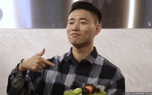 Akhirnya Muncul, Gary Bikin Terharu Unggah Foto Gendong Anak