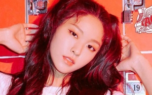 Terlalu Cantik, Foto Candid Seolhyun AOA Ini Dijamin Bikin Terpukau