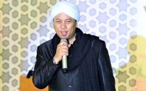 Sakiti Istri Pertama dan Dihujat Soal Nikahi Yulia Muhammad, Opick Tulis Postingan Bijak 