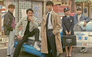 Keren Banget, Poster Karakter Jung Kyung Ho cs di 'Life on Mars' Bak Lukisan