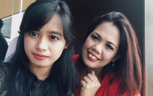 Buat Video Bersama Irfan Sbaztian dan Sang Putri, Netter Malah Salfok Perut Ely Sugigi
