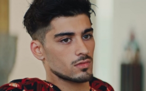 Rilis MV 'Entertainer', Zayn Malik Digoda Stripper