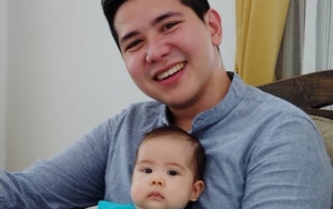 Cantik Meski Lagi Ngiler, Putri Haykal Kamil Bikin Netter Gemas