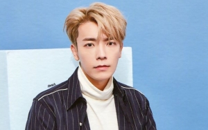 Tampak Girang Gendong Bocah Unyu, Donghae Digoda Siap Jadi Ayah