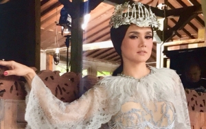 Dapur 'Kumuh' Jadi Perbincangan Netter, Mulan Jameela Tulis Kalimat Bijak