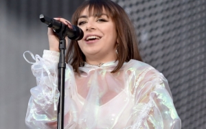 Susul Rita Ora dan Cardi B, Charli XCX Minta Maaf Atas Lagu 'Girls'
