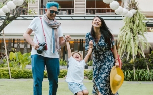 Pose Kompak Pegang Perut, Putra Pertama Sharena Beri Pertanyaan Polos Soal Kehamilan