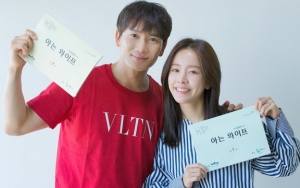 Jadi Suami Istri, Ji Sung dan Han Ji Min Serasi di Sesi Baca Naskah 'Knowing Wife'