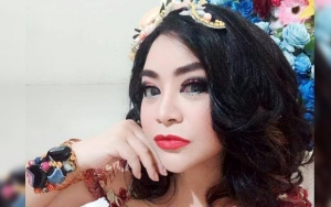 Demi Persiapkan Takjil Jemaah Masjid, Annisa Bahar Rela Turun ke Pasar
