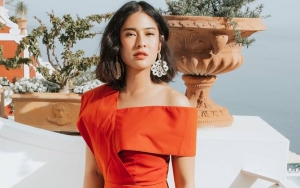 Dian Sastro Foto Lari Pagi, Sosok Mirip Vicky Prasetyo Bikin Salah Fokus