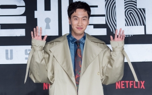 10 Tahun Jalin Kerjasama, Lee Kwang Soo Perbarui Kontrak di King Kong