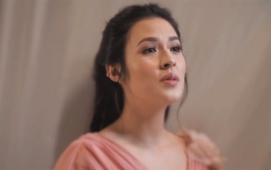 Cerita Rindu Ibu, Siap-Siap Nangis Lihat MV Raisa 'Lagu Untukmu'