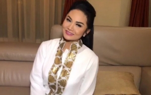 Pakai Gaun Tanpa Lengan usai Pulang Umrah, Krisdayanti Kembali Panen Kritikan