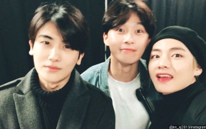 Narsis Bareng Park Seo Joon di 'Suits', Hyungsik Minta Dikunjungi V BTS Lewat Foto Kocak