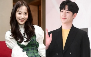 Reuni 'Roommate', Heo Young Ji Foto Kocak Bareng Seo Kang Joon di Lokasi 'Are You Human Too?'