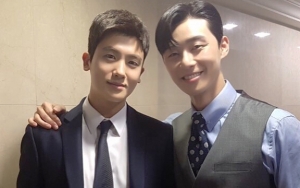 Pamer Truk Kopi Kiriman Park Seo Joon di 'Suits', Pose-Pose Gokil Hyungsik Bikin Ngakak
