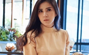 Masih Berduka, Cynthia Ramlan Ungkap Rasa Cintanya Pada Mendiang Ayah
