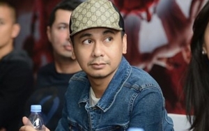 Raditya Dika Unggah Foto Jadul, Netter Sebut Mirip Raffi Ahmad