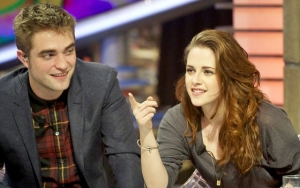 Robert Pattinson dan Kristen Stewart Kepergok Jalan Bareng, Fans Heboh