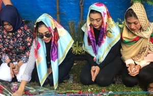 Jelang Setahun Wafatnya Julia Perez, Keluarga Ziarah ke Makam dan Gelar Acara Sederhana