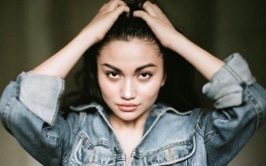 Unggah Foto Sedang Merokok, Ariel Tatum Bikin Heboh