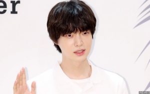 Unggah Foto Perhiasan Rancangannya, Ahn Jae Hyun Malah Dapat Komentar Ini