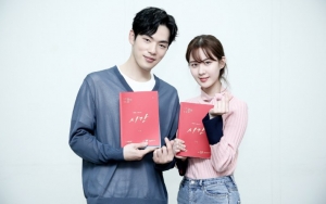 Serasi di Sesi Baca Naskah 'Time', Ini Detail Peran Kim Jung Hyun dan Seohyun