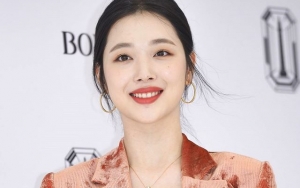 Bak Tak Pakai Make Up, Cantiknya Sulli di Iklan Ini Dijamin Bikin Klepek-Klepek